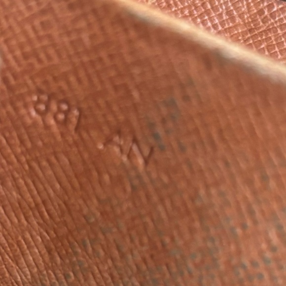 Authentic Louis Vuitton Elise Monogram two sides snap Wallet - Picture 12 of 16